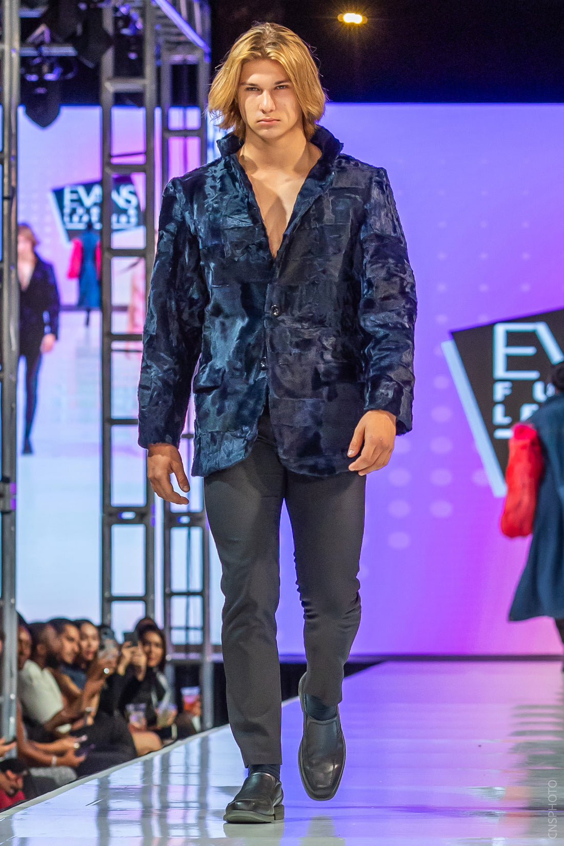 Elevate Your Style with the Men's Swakara Navy Blazer