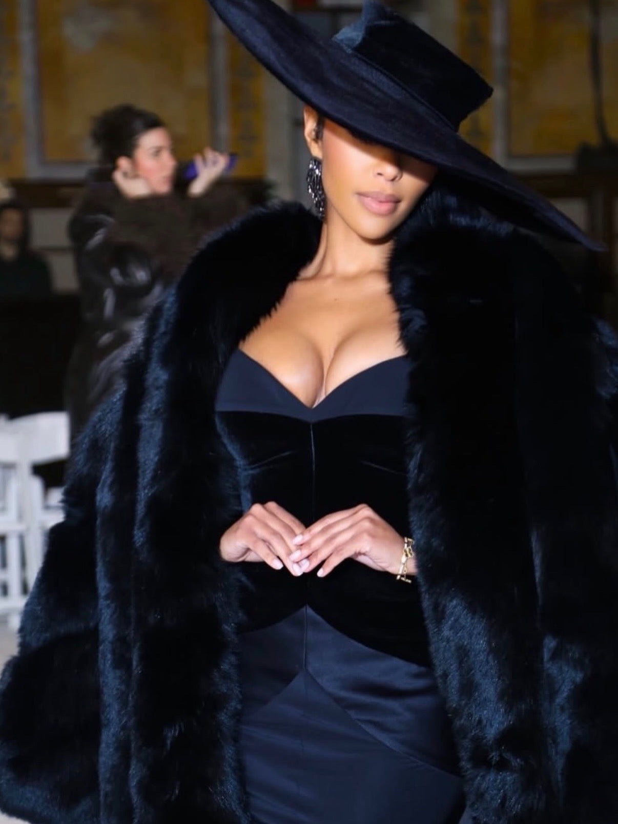 FGM Midnight Noir Fox Stroller Coat